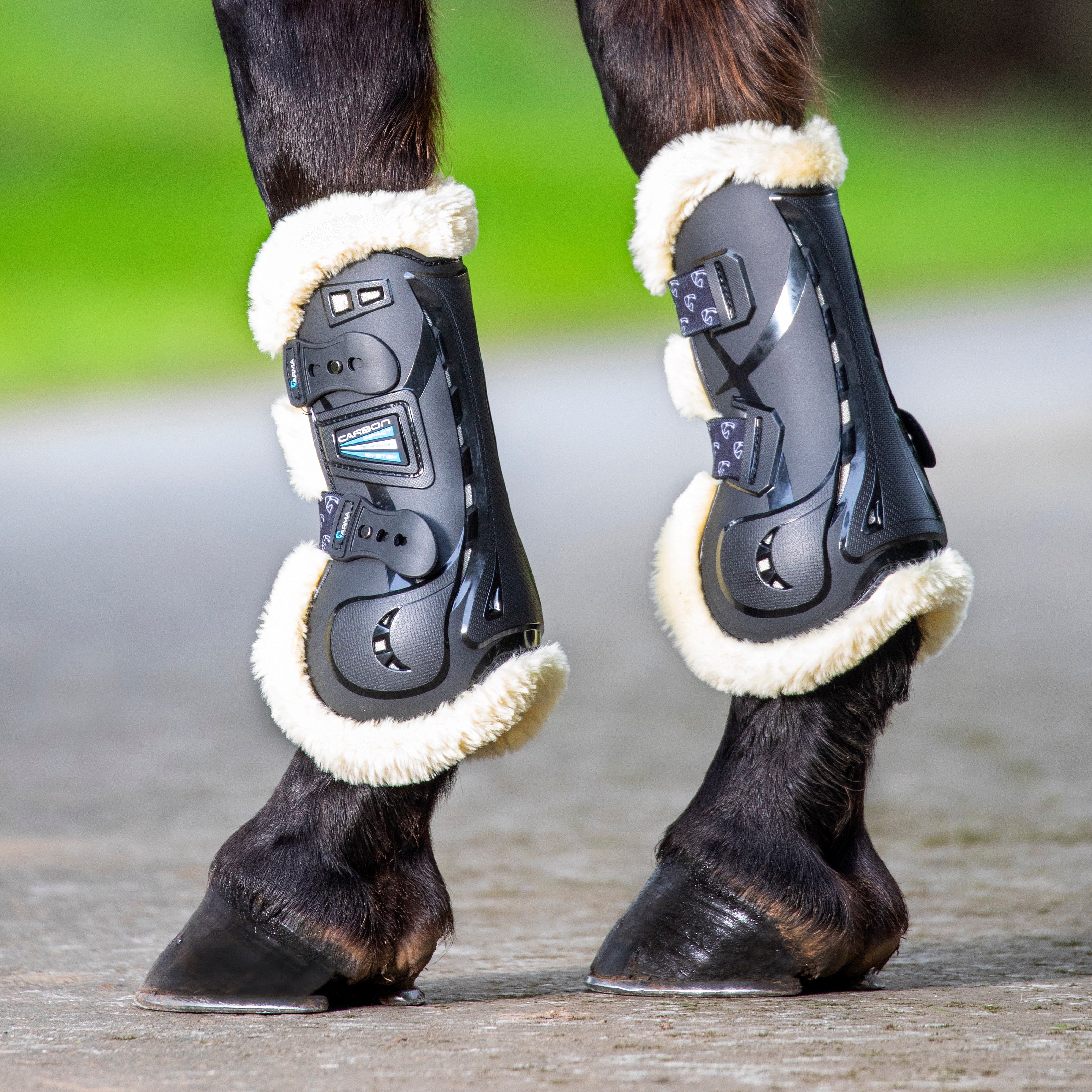 ARMA Carbon Tendon Boots | Synthetic Sheep Skin