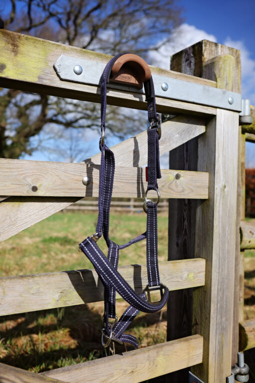 EquiHook Magnetic Bridle Holder