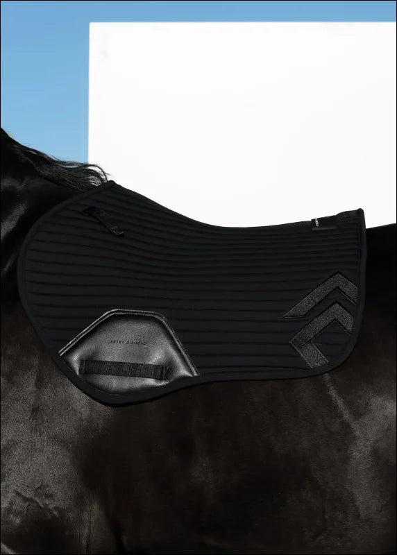 Aztec Diamond Jumping Core Saddle Pad