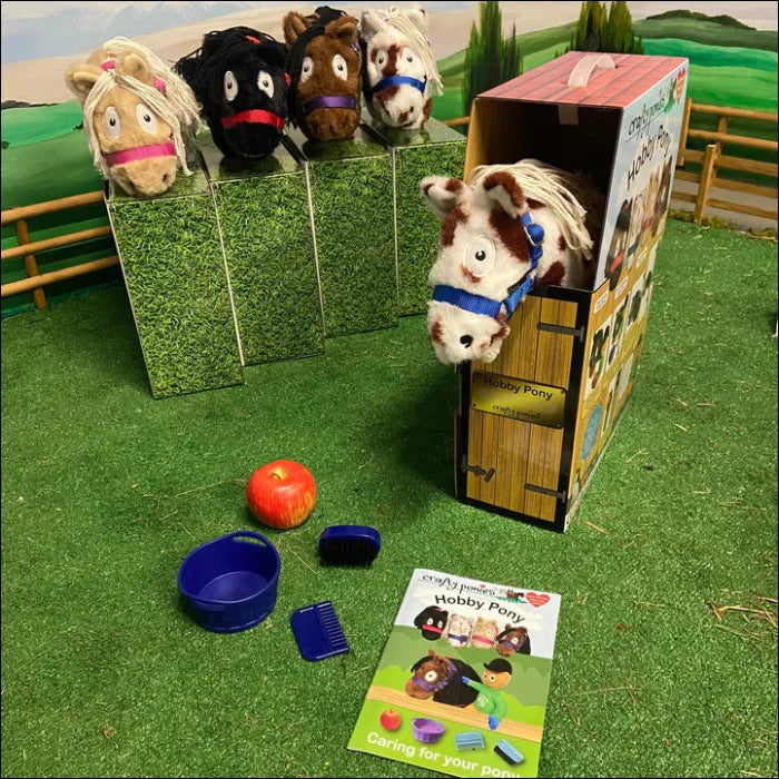 Crafty Ponies Hobby Pony Set - Skewbald
