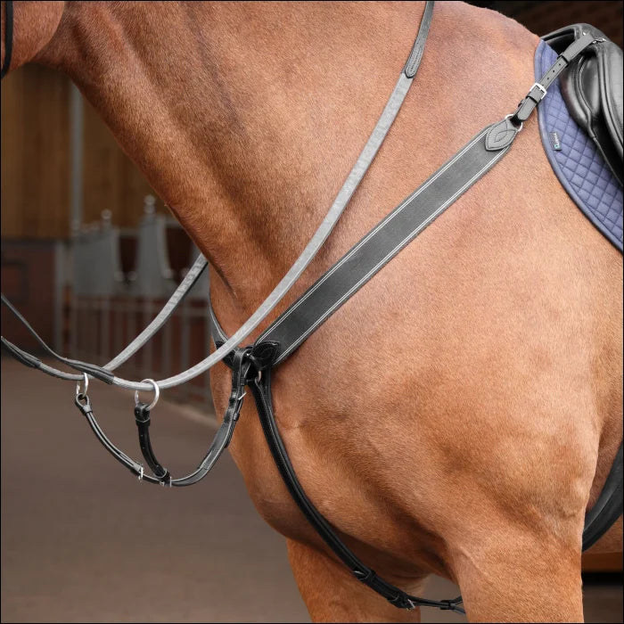 Lusso Three Point Elastic Breastplate
