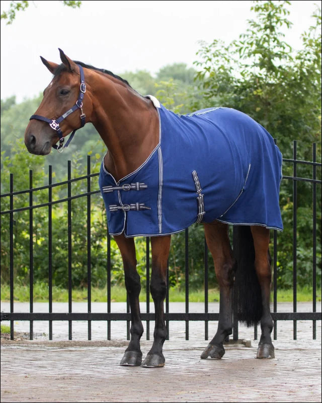 QHP Fleece Rug with Cross Surcingles