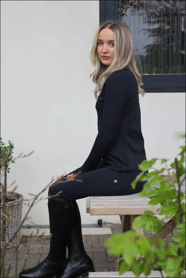 Tesoro Core Base Layer